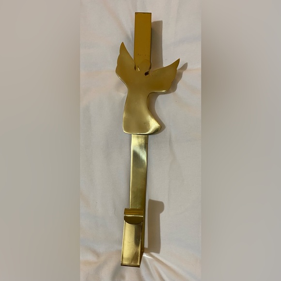 Vintage Brass Angel Wreath Hanger - Picture 9 of 9